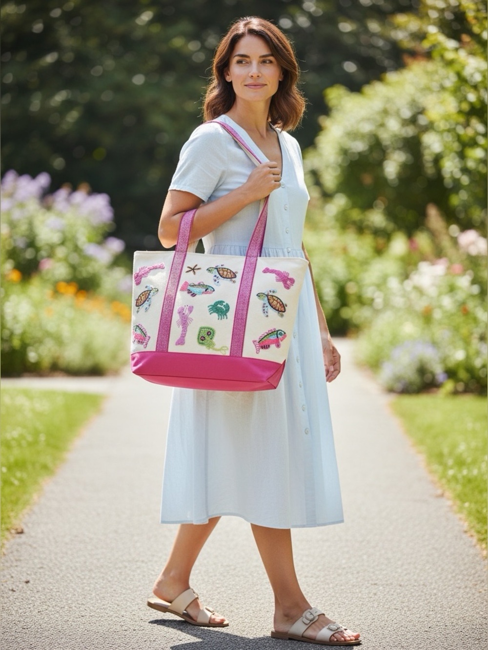 America & Beyond Embroidered Beach Tote Bag Coastal Pink NWT - Picture 7 of 7